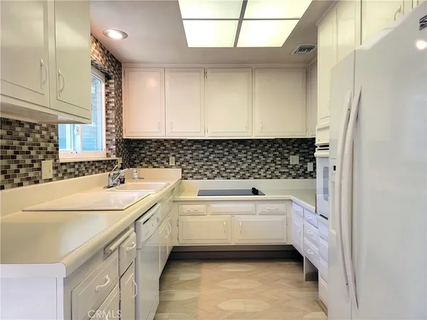 $399,900 | 179 Avenida Majorca, Unit C, Laguna Woods, CA 92637