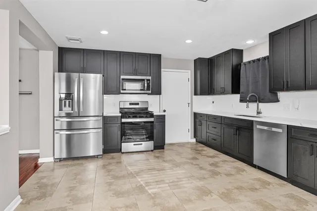 $299,900 | 29551 North Legends Bend Drive, Spring, TX 77386