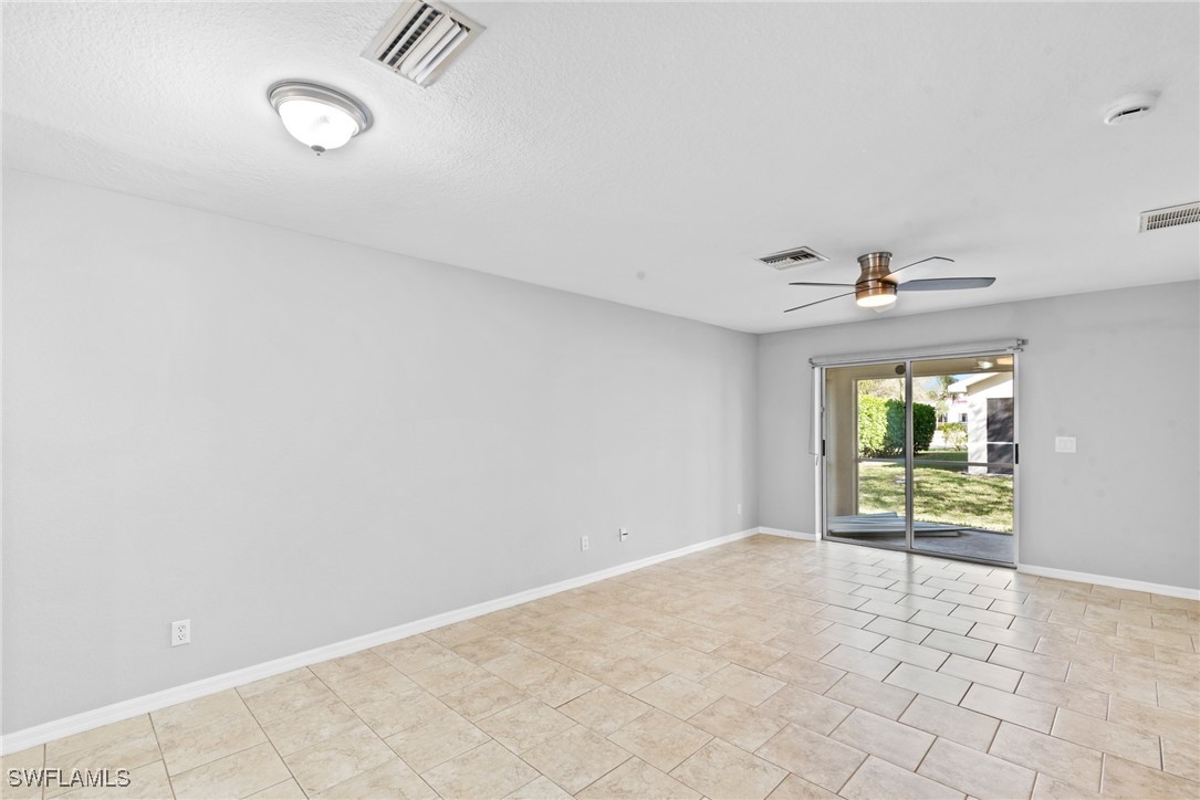 5201 Leeds Road Fort Myers, FL 33907 - Photo 8 of 28 Gallery Image 8