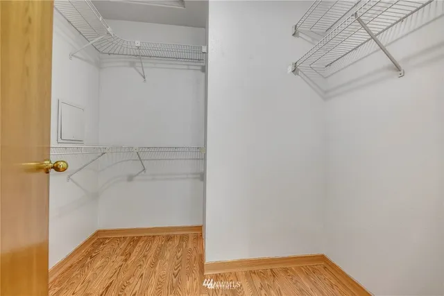 $4,500 | 17430 Gravenstein Road, Bothell, WA 98012