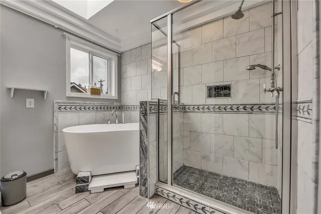 $4,500 | 17430 Gravenstein Road, Bothell, WA 98012