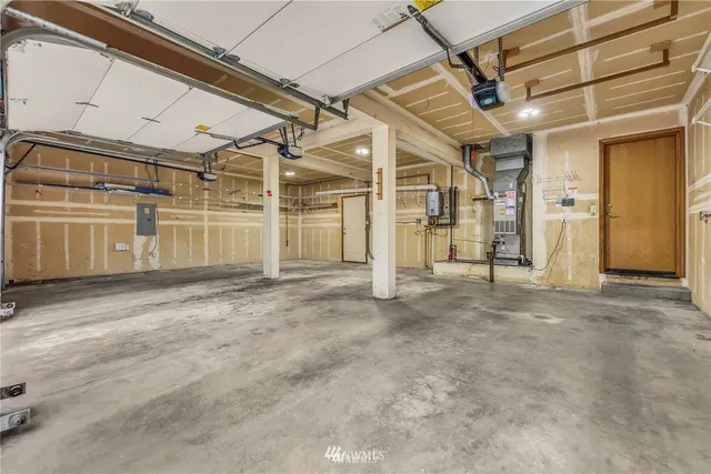 $4,500 | 17430 Gravenstein Road, Bothell, WA 98012