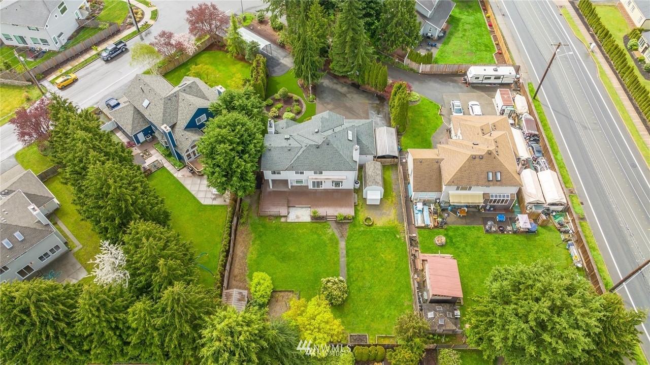 17430 Gravenstein Road Bothell, WA 98012 - Photo 29 of 30