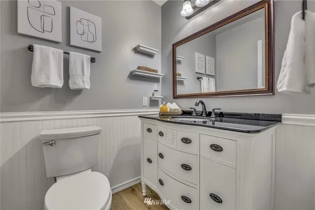 $4,500 | 17430 Gravenstein Road, Bothell, WA 98012