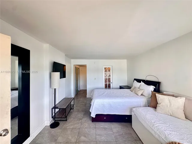 $1,550 | 6484 Indian Creek Drive, Unit 135, Miami Beach, FL 33141