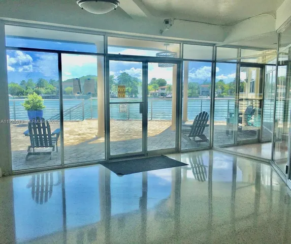 $1,550 | 6484 Indian Creek Drive, Unit 135, Miami Beach, FL 33141