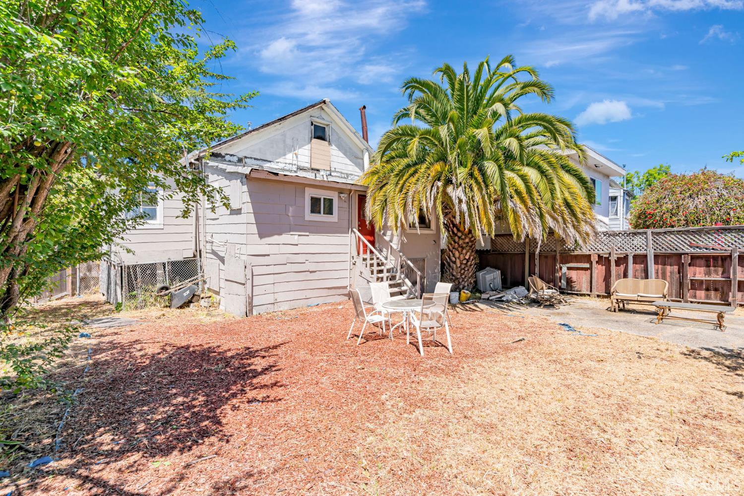 3233 Ellis Street Berkeley, CA 94703 - Photo 29 of 31 a view of a house with a patio