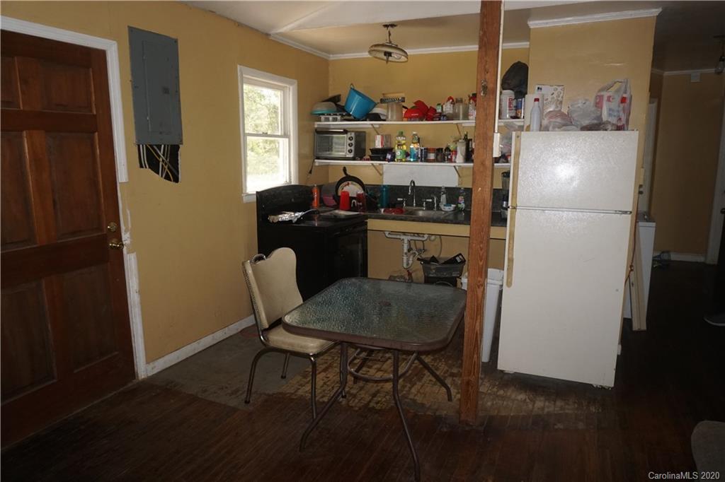 631 Old Whitney Road Spartanburg, SC 29303 - Photo 8 of 10 Gallery Image 8