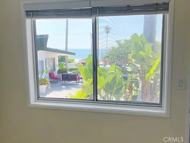 $1,925 | 250 Cliff Drive, Unit 17, Laguna Beach, CA 92651