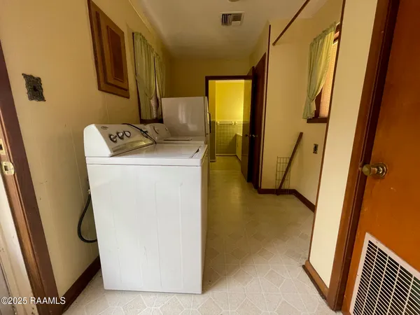 $159,000 | 306 West Hill Street, Washington, LA 70589
