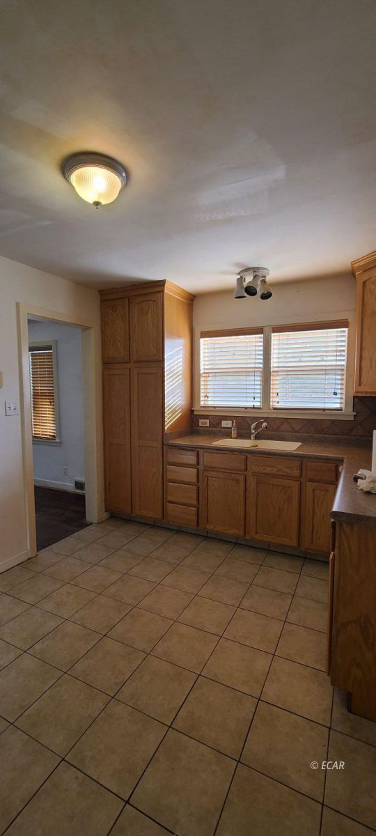 409 Maple Street Elko, NV 89801 - Photo 4 of 17 Gallery Image 4