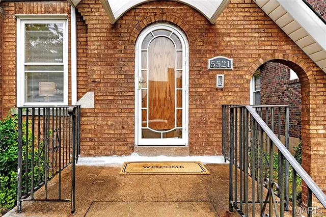 $239,900 | 5521 Rosa Avenue, St. Louis, MO 63109