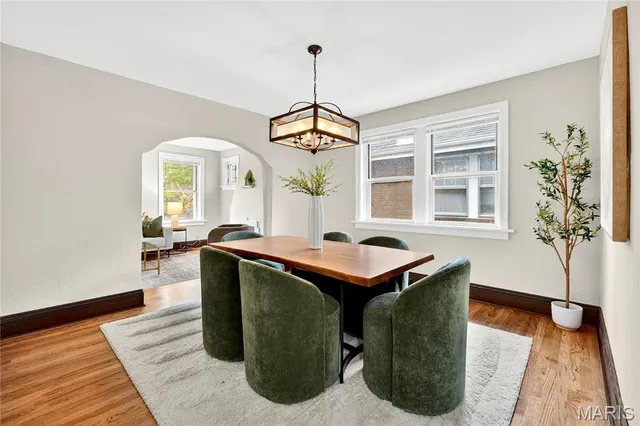 $239,900 | 5521 Rosa Avenue, St. Louis, MO 63109