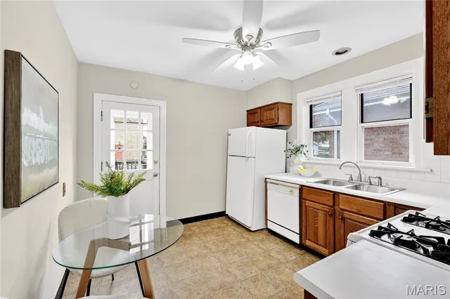 $239,900 | 5521 Rosa Avenue, St. Louis, MO 63109