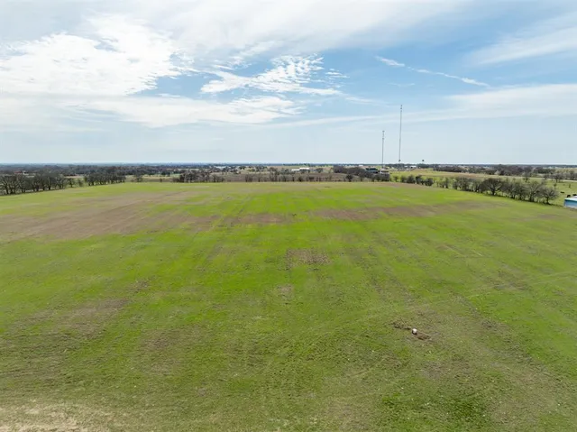 $400,000 | 325 Hcr 4264, Hillsboro, TX 76645