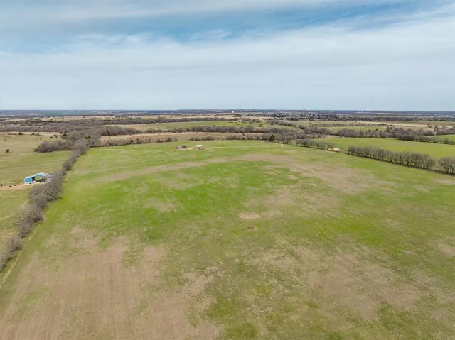 $400,000 | 325 Hcr 4264, Hillsboro, TX 76645