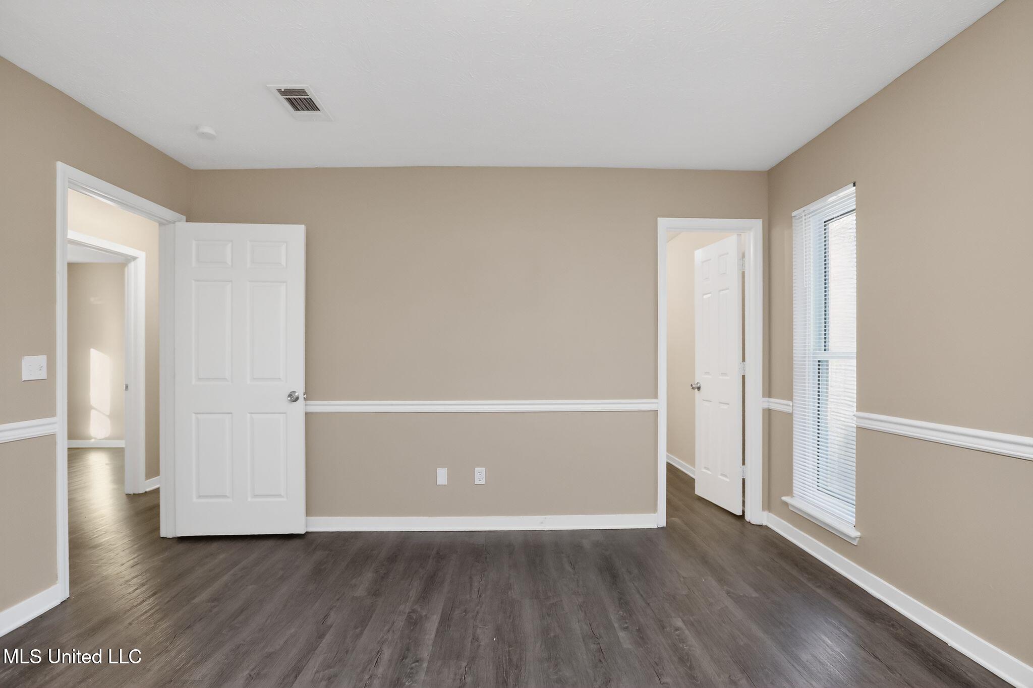 101 Sundew Place Jackson, MS 39212 - Photo 24 of 35 30_101_Sundew_Pl_Jackson_MS_39212-Bedroo