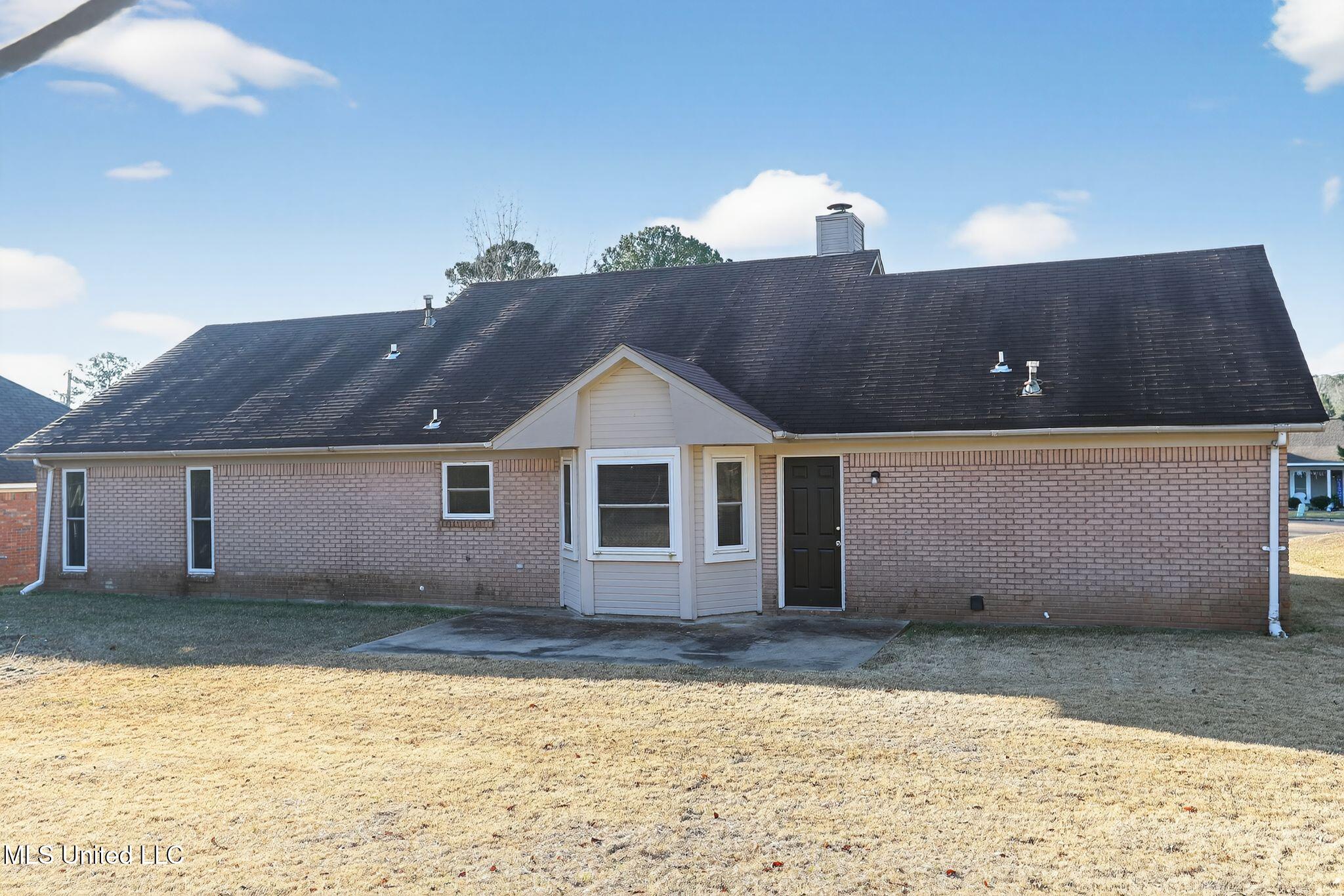 101 Sundew Place Jackson, MS 39212 - Photo 30 of 35 04_101_Sundew_Pl_Jackson_MS_39212-Exteri