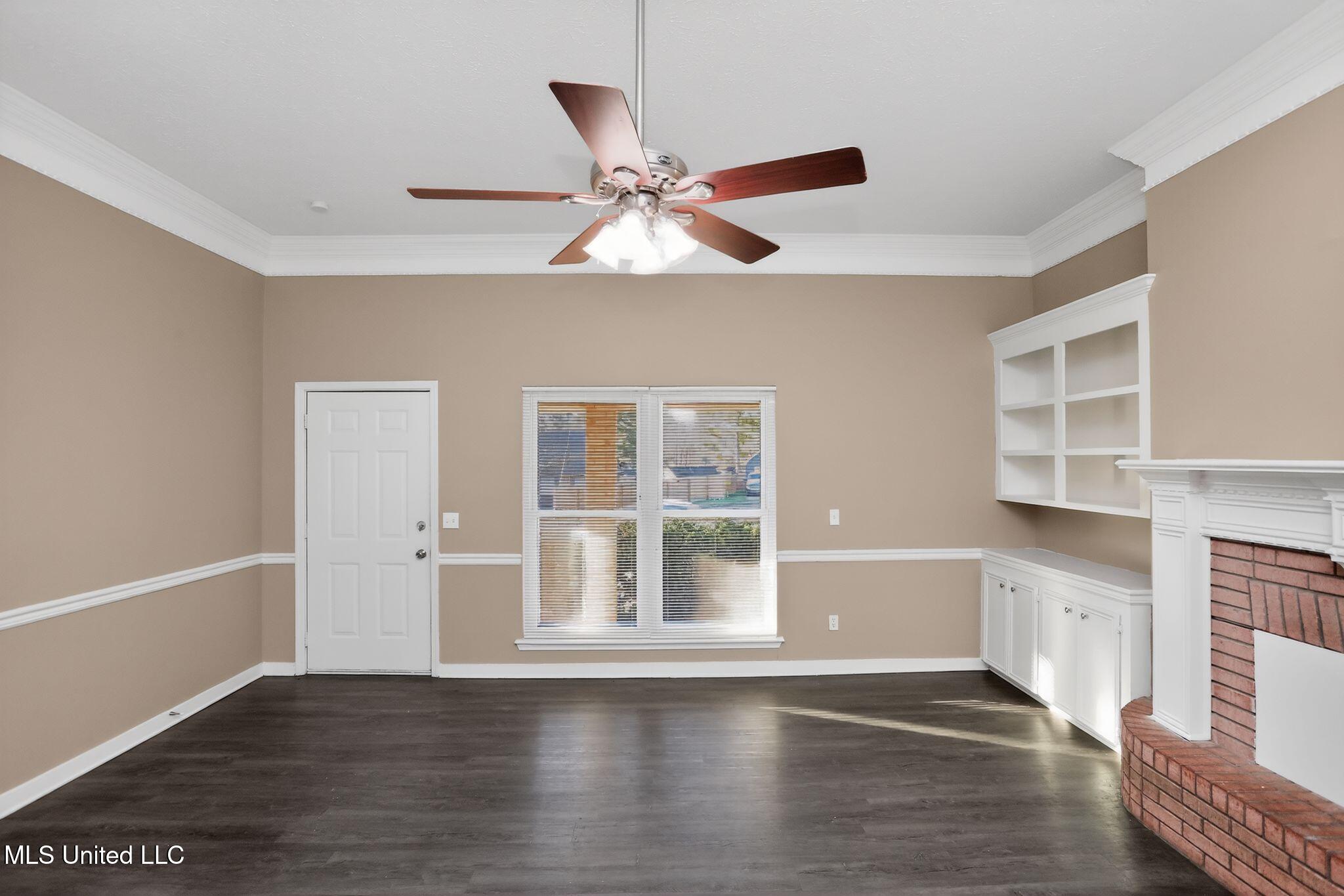 101 Sundew Place Jackson, MS 39212 - Photo 4 of 35 10_101_Sundew_Pl_Jackson_MS_39212-Living