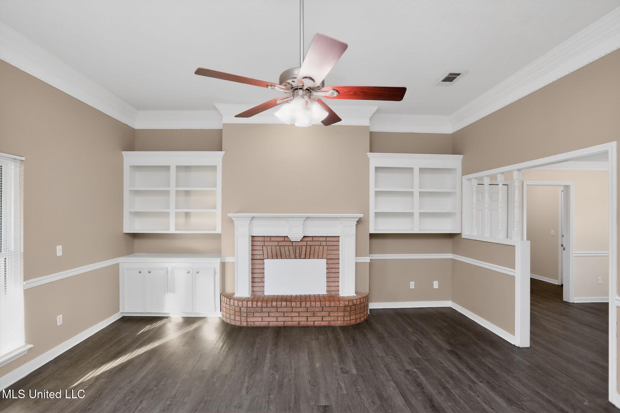 101 Sundew Place Jackson, MS 39212 - Photo 6 of 35 12_101_Sundew_Pl_Jackson_MS_39212-Living