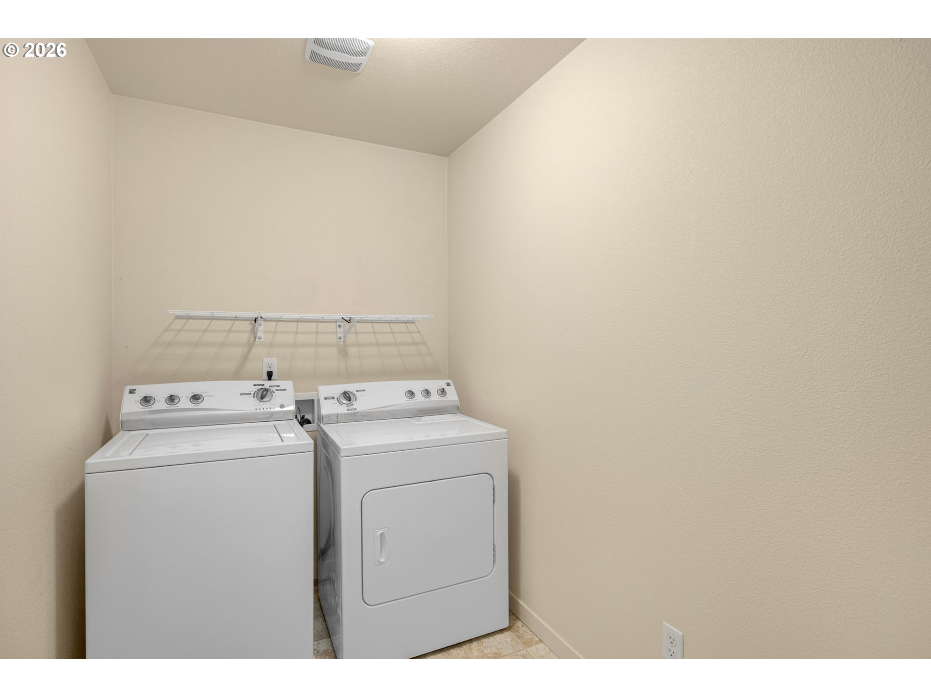 216 Northwest 117th Loop Portland, OR 97229 - Photo 29 of 33