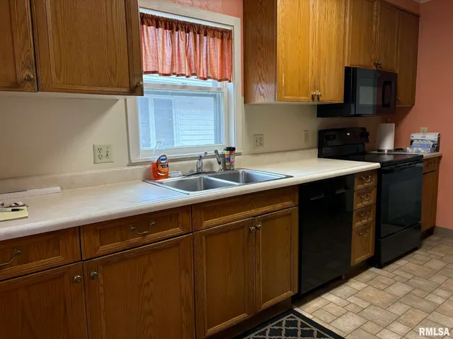 $60,000 | 810 South 17th Street, Quincy, IL 62301