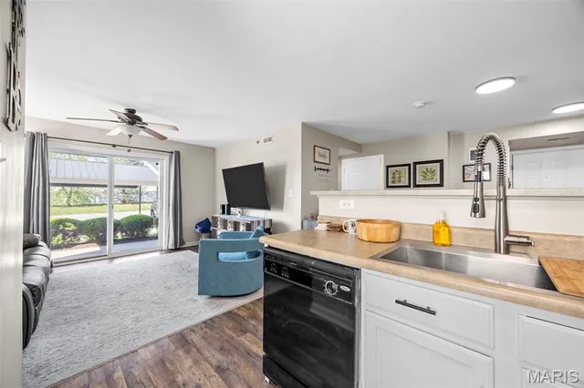 $200,000 | 7100 Spring Creek Lane, O'Fallon, MO 63368