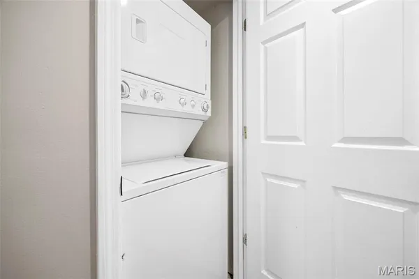 $200,000 | 7100 Spring Creek Lane, O'Fallon, MO 63368