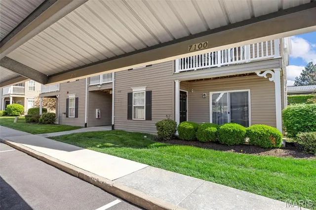 $200,000 | 7100 Spring Creek Lane, O'Fallon, MO 63368