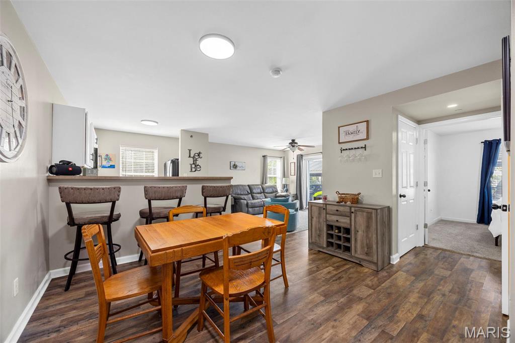 7100 Spring Creek Lane O'Fallon, MO 63368 - Photo 4 of 25