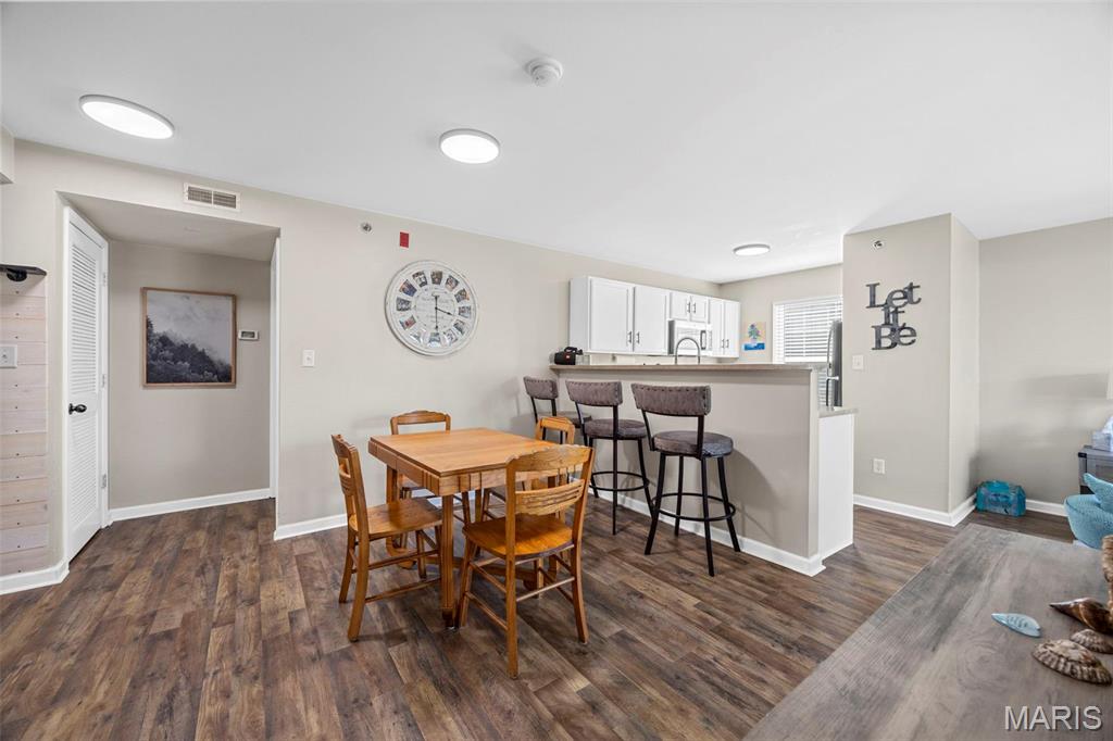 7100 Spring Creek Lane O'Fallon, MO 63368 - Photo 6 of 25