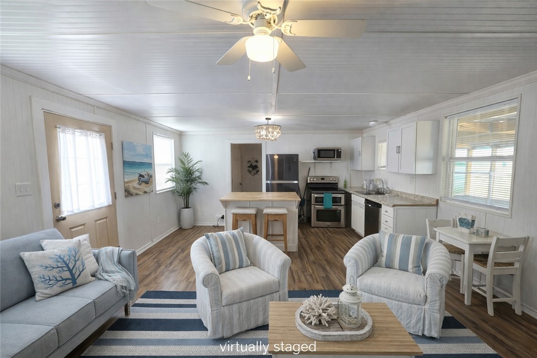 114 Teal Road Rockport, TX 78382 - Photo 4 of 26 Virtually Staged