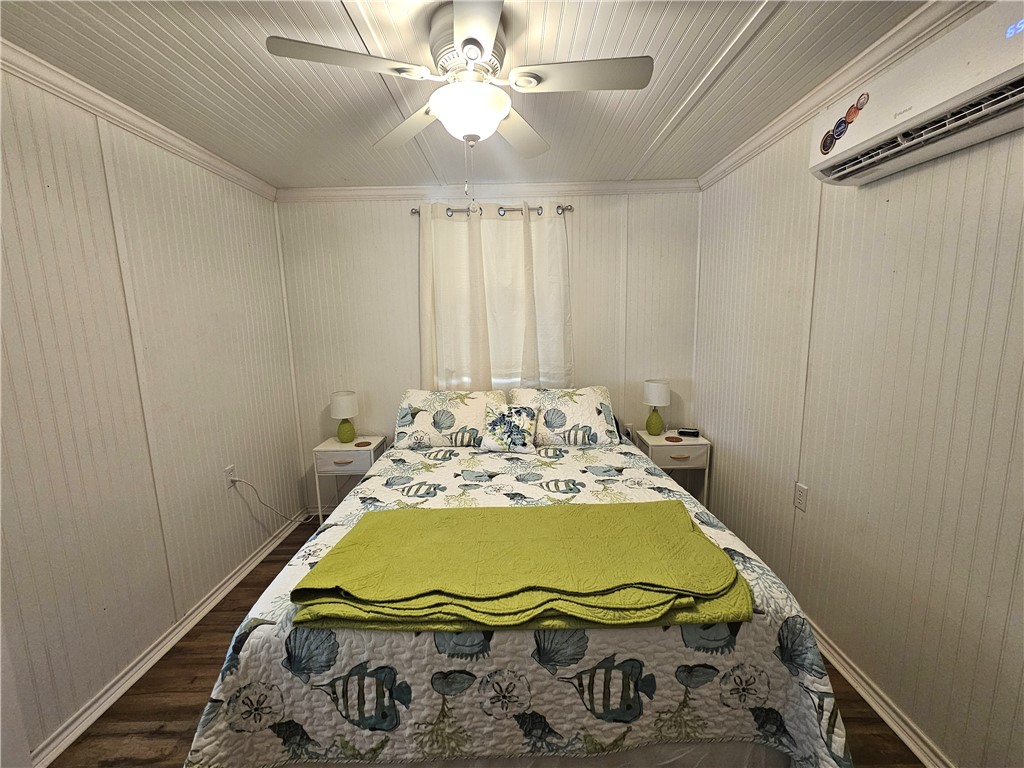 114 Teal Road Rockport, TX 78382 - Photo 7 of 26