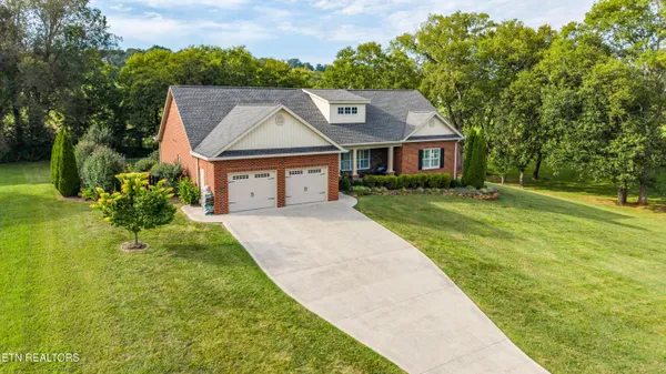 $675,000 | 359 Illinois Avenue, Seymour, TN 37865