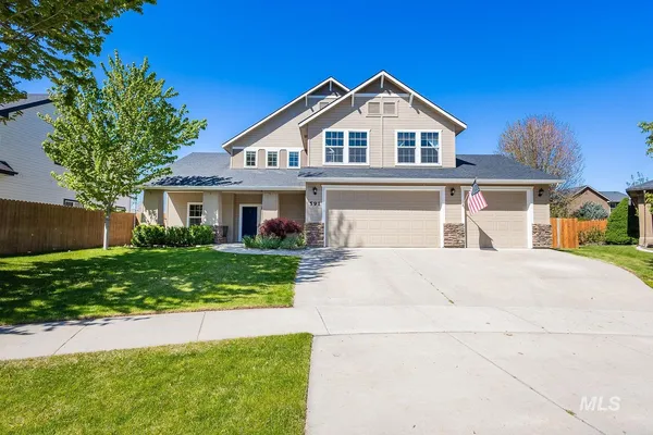 $598,000 | 591 North Pringlewood Place, Star, ID 83669