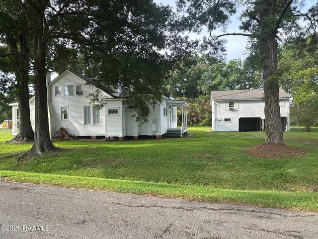 $230,000 | 209 Park Avenue, Abbeville, LA 70510