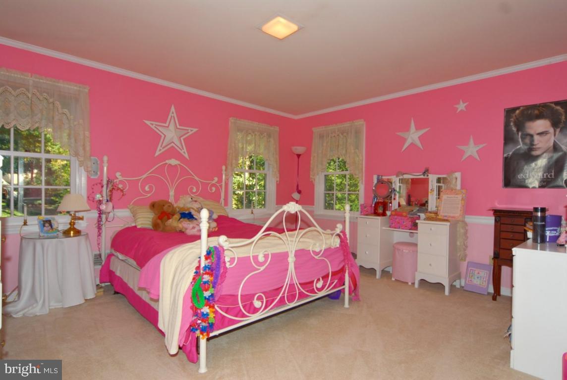 1082 Hunters Path Lancaster, PA 17601 - Photo 14 of 27