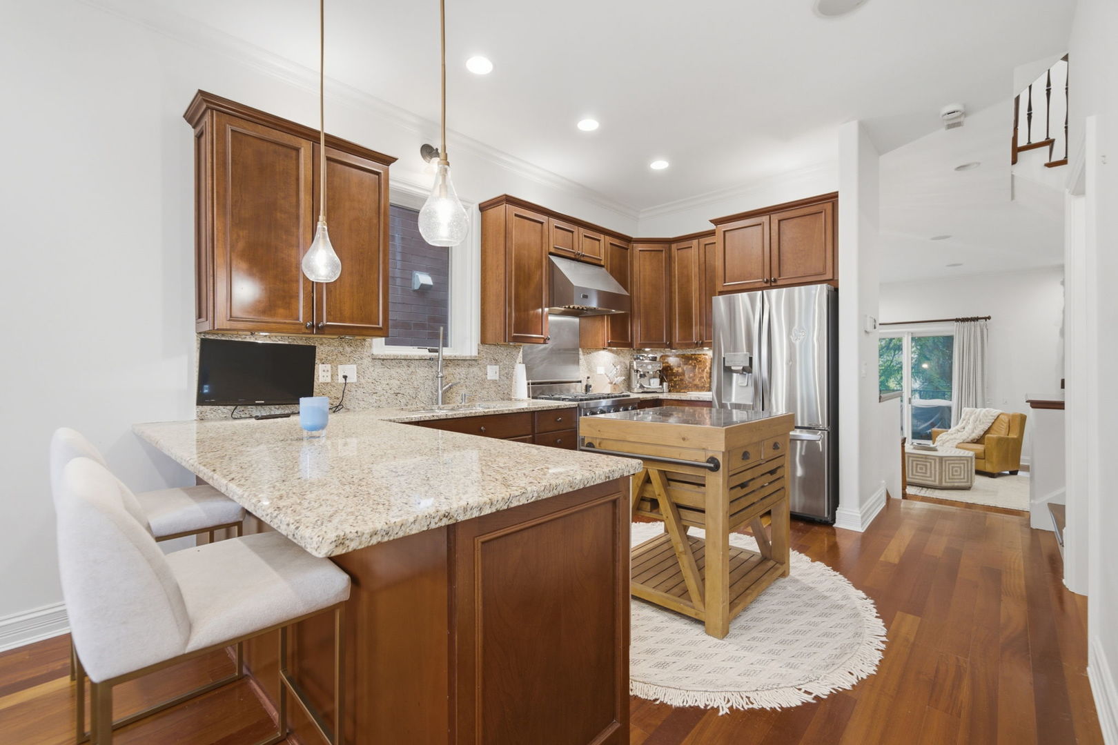 952 North Racine Avenue Chicago, IL 60642 - Photo 5 of 25 Gallery Image 5