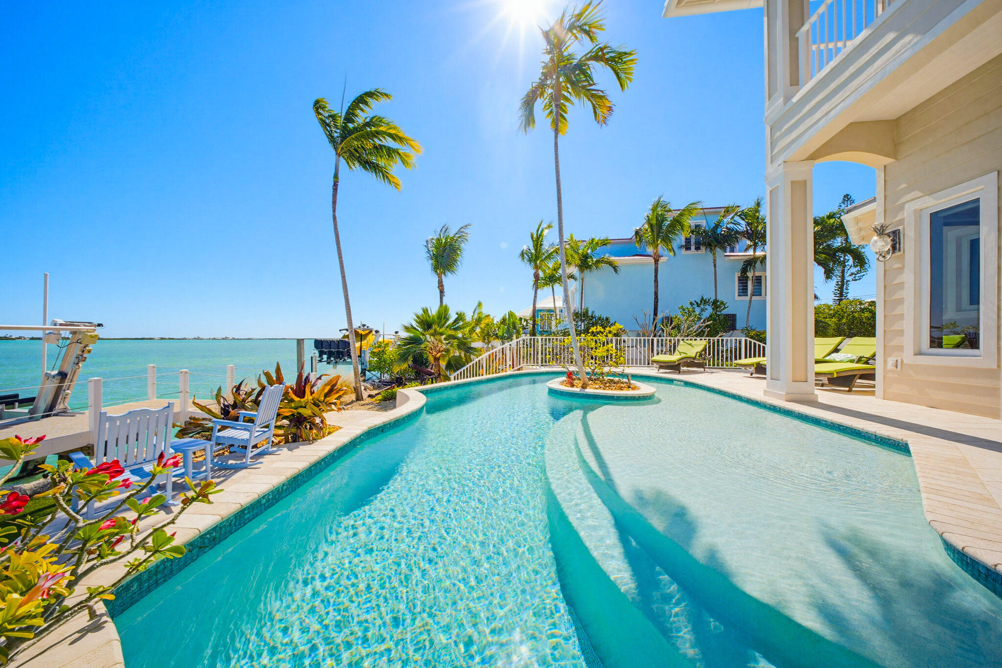 421 La Fitte Road Summerland Key, FL 33042 - Photo 24 of 75 Pool with Sun Ledge