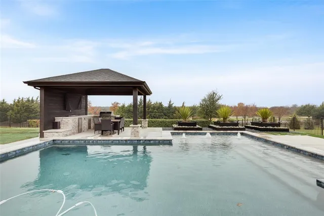 $4,800 | 717 Calm Crest Drive, Rockwall, TX 75087