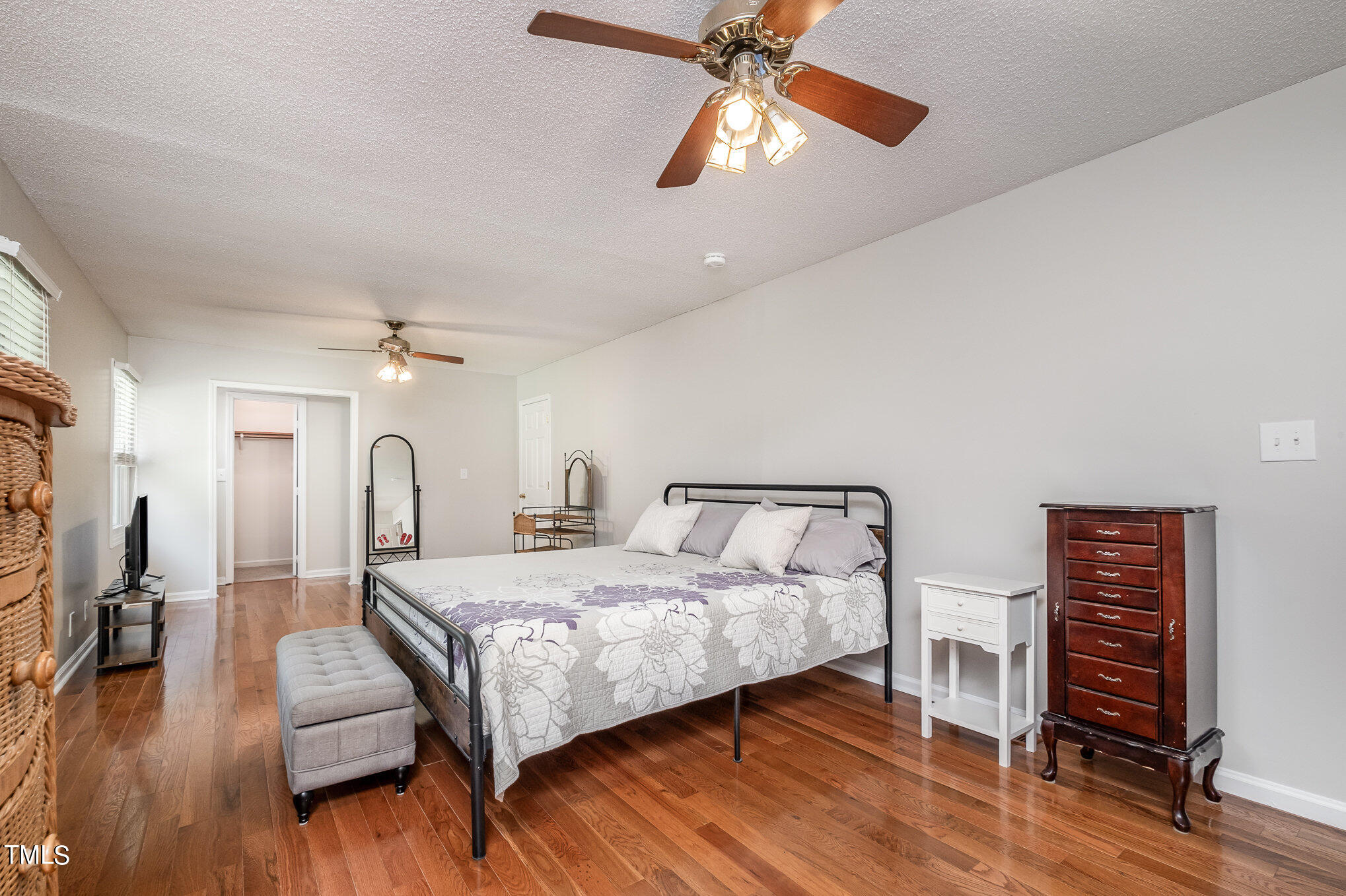 5504 Farmridge Road Raleigh, NC 27617 - Photo 13 of 27 020_dscf3870-edit