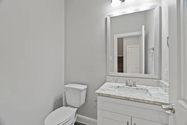 $329,998 | 548 Edgewater Drive, Weatherford, TX 76087