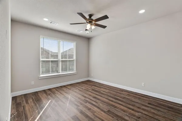 $329,998 | 548 Edgewater Drive, Weatherford, TX 76087