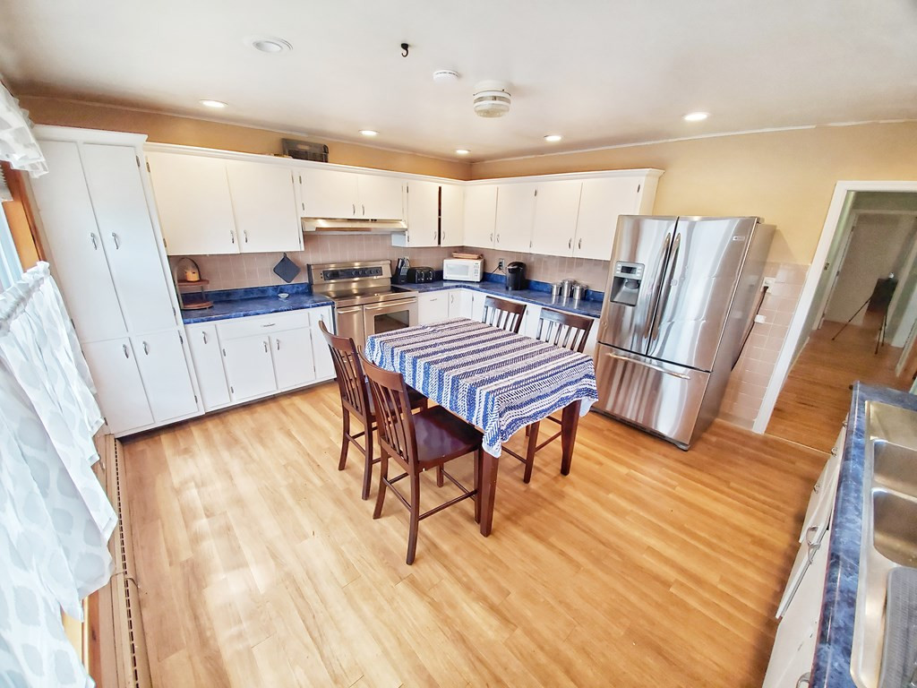 1463 Lake Shore Road Chazy, NY 12921 - Photo 7 of 20 Gallery Image 7