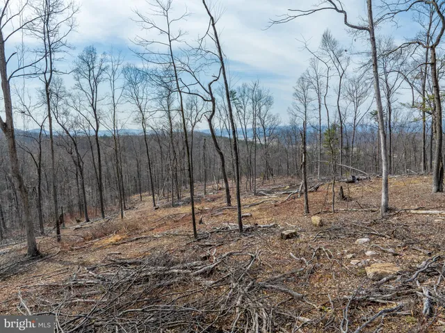 a view of a small space with a deck