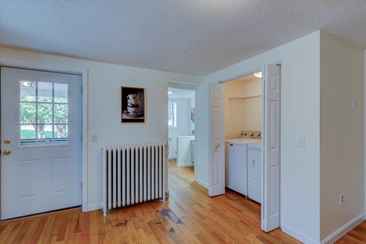 569 Lake Road St. Albans Town, VT 05478 - Photo 4 of 40