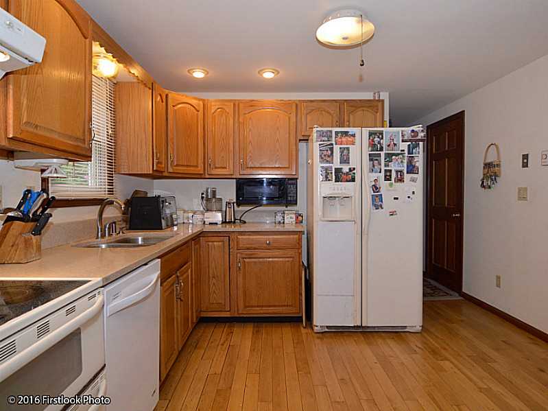69 Wagner Road Westerly, RI 02891 - Photo 9 of 24 Kitchen.