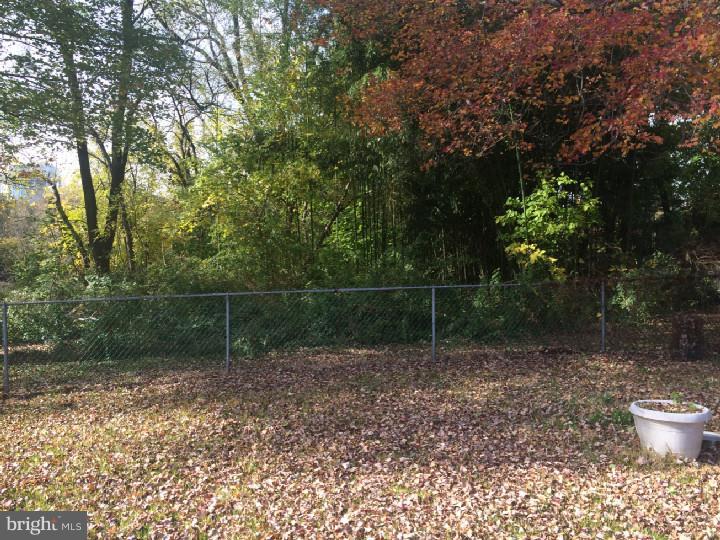 660 Windsor Avenue Maple Shade, NJ 08052 - Photo 5 of 5