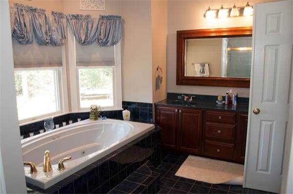 64 Haskell Ridge Road Rochester, MA 02770 - Photo 13 of 22