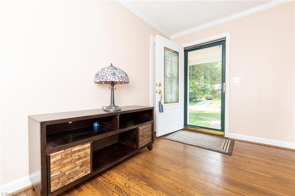 1443 Capri Road Southwest Winston-Salem, NC 27103 - Photo 5 of 46 Gallery Image 5